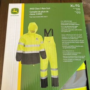 Brand New rain suit John Deere